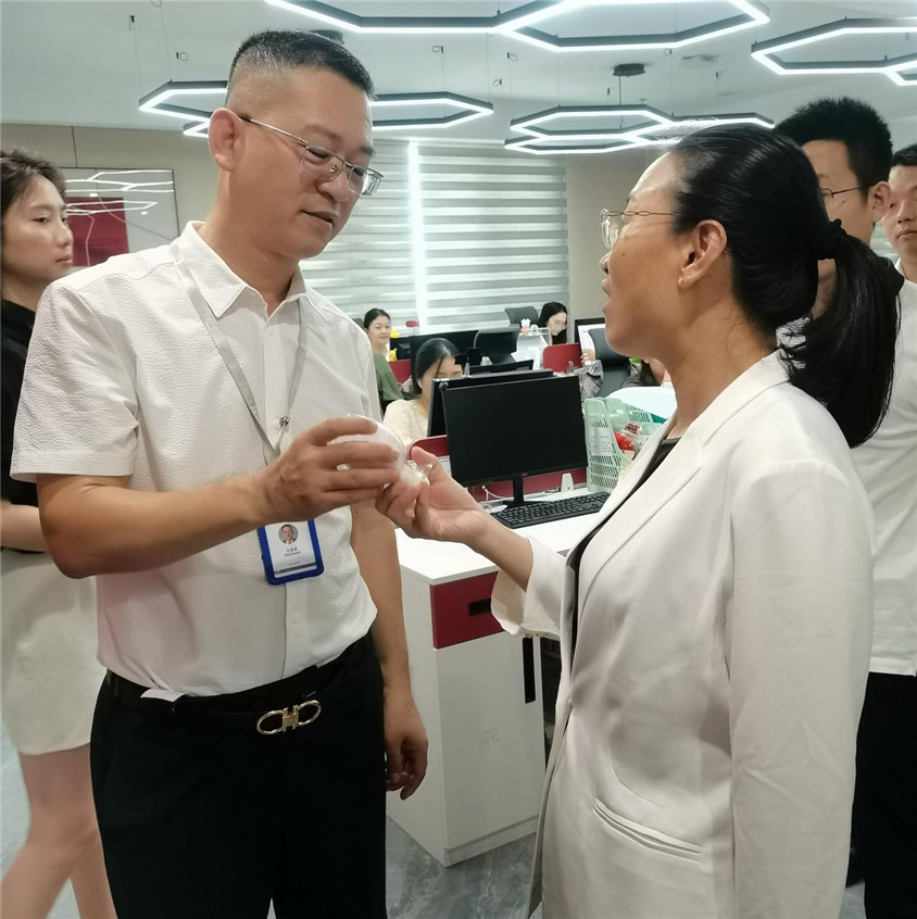 区辅导光临领导，合作助力自贸港